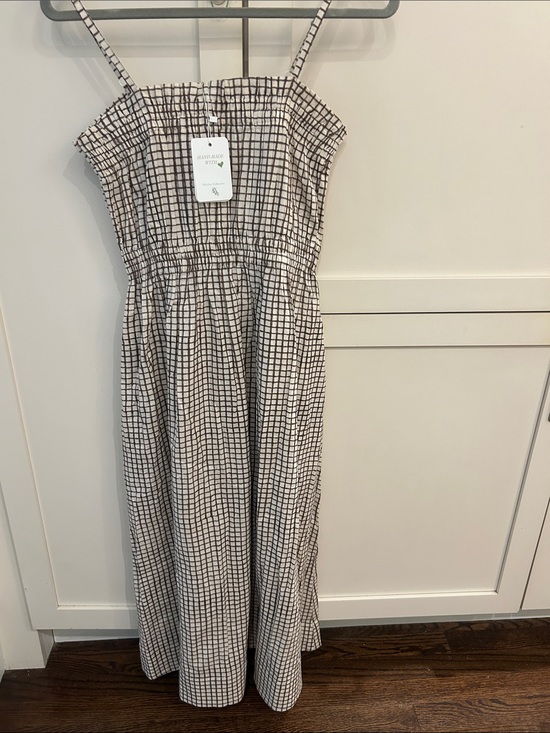 malabar collective Dresses & Skirts - NWT Malabar Collective Maxi Dress with Adjustable Straps - brown & White, sz 1